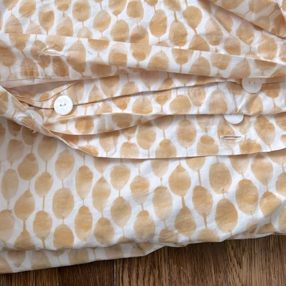 Gold and White west elm full size duvet cover